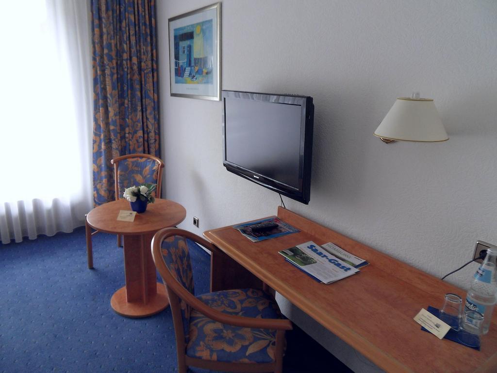 Hotel Stadt Homburg Стая снимка