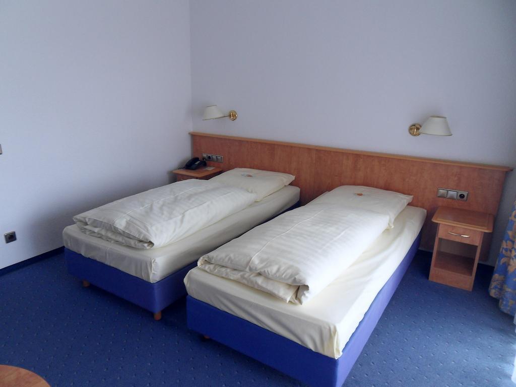 Hotel Stadt Homburg Стая снимка